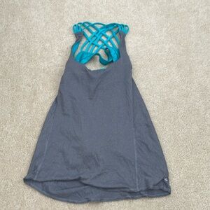 Lululemon bra and tank in one size 6